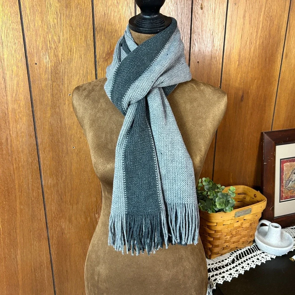 Nautica Striped Scarf Gray‎ Blue Acrylic Fringe Winter Warm Mens Womens